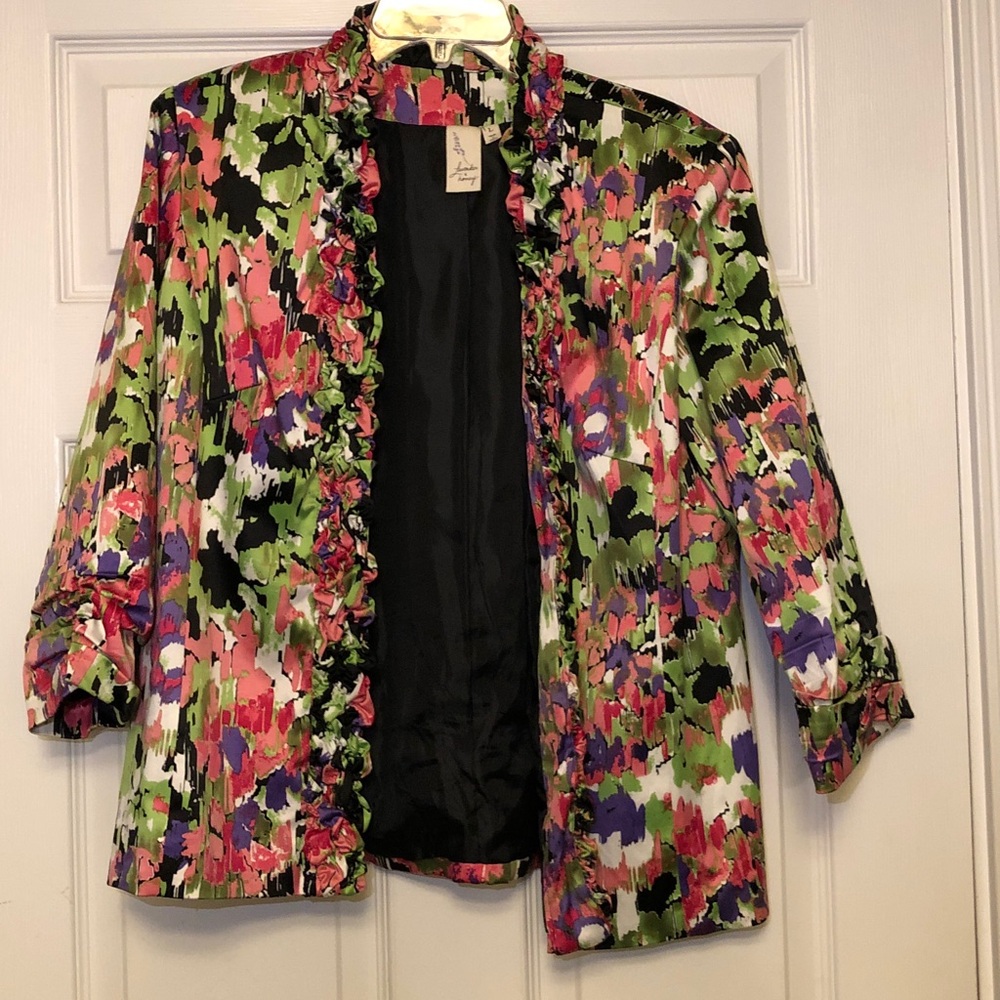 Floral Ruffle Blazer